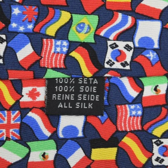 Chubb Group Silk Necktie Tie With International Flags Pattern - Picture 4 of 5